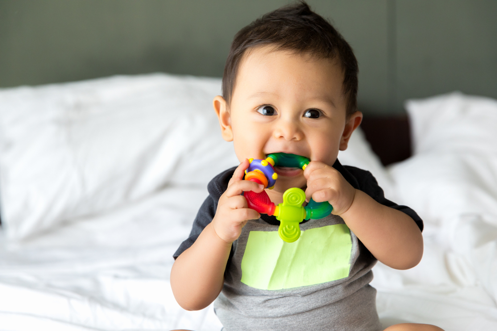 A Parent’s Guide to Surviving Infant Teething Without Losing Too Much Sleep